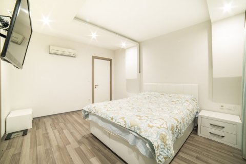آپارتمان در  Antalya ، امارات متحده عربی 2 خوابه ، 120 متر مربع.  شماره 15798 - 12