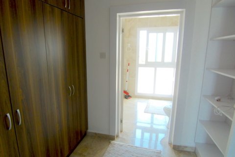 آپارتمان در  Girne ، امارات متحده عربی 1 خوابه ، 57.5 متر مربع.  شماره 16686 - 11