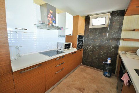 آپارتمان در  Bodrum ، امارات متحده عربی 4 خوابه ، 220 متر مربع.  شماره 9932 - 15