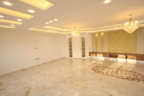 آپارتمان در  Mersin ، امارات متحده عربی 4 خوابه ، 265 متر مربع.  شماره 22015 - 22