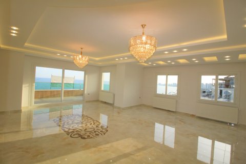 آپارتمان در  Mersin ، امارات متحده عربی 4 خوابه ، 265 متر مربع.  شماره 22015 - 1