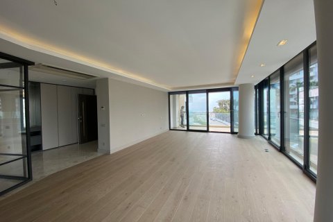 آپارتمان در Konyaalti،  Antalya ، امارات متحده عربی 3 خوابه ، 165 متر مربع.  شماره 22912 - 24