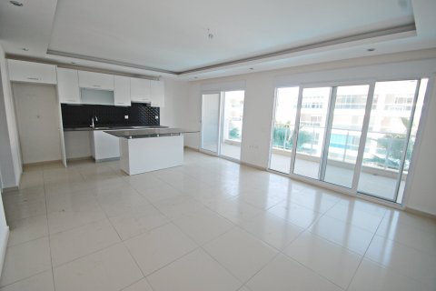 آپارتمان در  Kestel ، امارات متحده عربی 4 خوابه ، 216 متر مربع.  شماره 23959 - 21