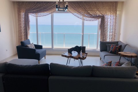 آپارتمان در  Mersin ، امارات متحده عربی 2 خوابه ، 130 متر مربع.  شماره 25460 - 7