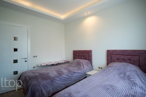 آپارتمان در  Mahmutlar ، امارات متحده عربی 3 خوابه ، 164 متر مربع.  شماره 28173 - 22