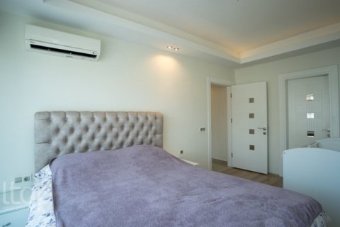 آپارتمان در  Mahmutlar ، امارات متحده عربی 3 خوابه ، 164 متر مربع.  شماره 28173 - 15