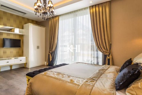 ویلا در  Kemer ، امارات متحده عربی 5 خوابه ، 650 متر مربع.  شماره 33372 - 6