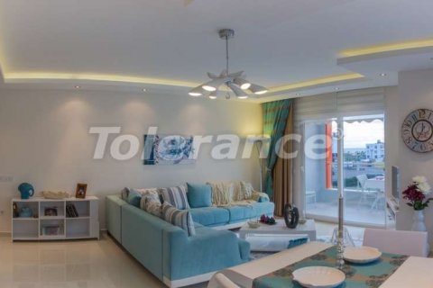 آپارتمان در  Alanya ، امارات متحده عربی 5 خوابه ، 67 متر مربع.  شماره 3842 - 1