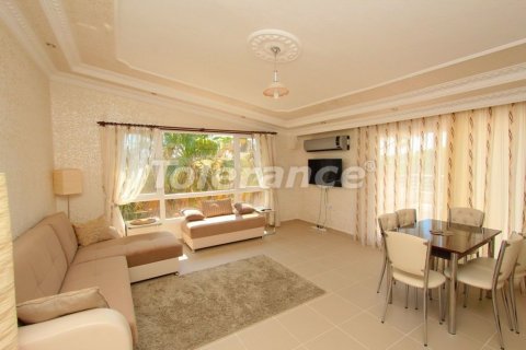 آپارتمان در  Didim ، امارات متحده عربی 3 خوابه ، 150 متر مربع.  شماره 2952 - 2