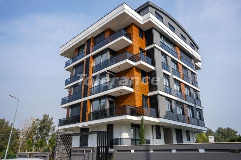آپارتمان در  Antalya ، امارات متحده عربی 2 خوابه ، 180 متر مربع.  شماره 2992 - 1