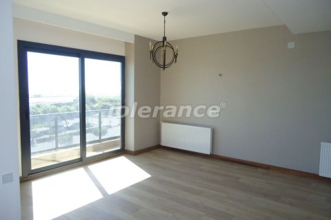 آپارتمان در  Mersin ، امارات متحده عربی 2 خوابه ، 135 متر مربع.  شماره 30642 - 5