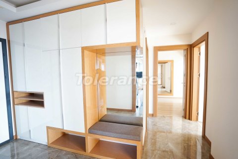 آپارتمان در  Antalya ، امارات متحده عربی 2 خوابه ، 100 متر مربع.  شماره 2990 - 8