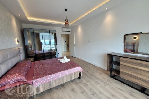 آپارتمان در  Mahmutlar ، امارات متحده عربی 2 خوابه ، 138 متر مربع.  شماره 39942 - 21