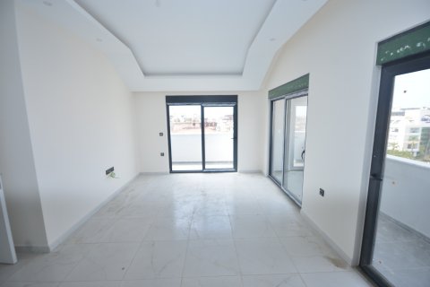 آپارتمان در  Alanya ، امارات متحده عربی 4 خوابه ، 190 متر مربع.  شماره 37734 - 15