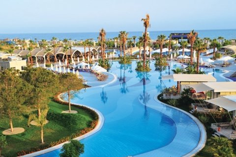هتل در  Belek ، امارات متحده عربی 980000 متر مربع.  شماره 40540 - 1