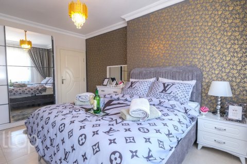 آپارتمان در  Mahmutlar ، امارات متحده عربی 2 خوابه ، 120 متر مربع.  شماره 42403 - 29