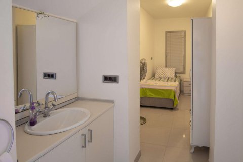 آپارتمان در  Bodrum ، امارات متحده عربی 4 خوابه ، 200 متر مربع.  شماره 42846 - 19