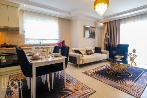آپارتمان در  Mahmutlar ، امارات متحده عربی 2 خوابه ، 120 متر مربع.  شماره 42403 - 17