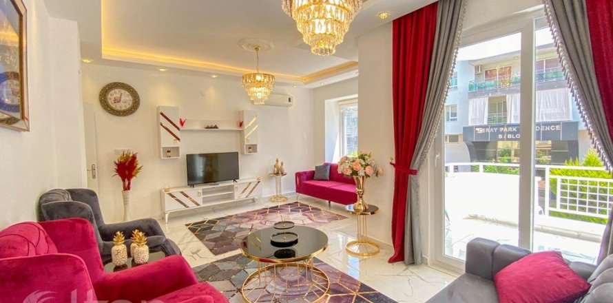 آپارتمان در  Mahmutlar ، امارات متحده عربی 3 خوابه ، 140 متر مربع.  شماره 43548