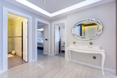 آپارتمان در Kargicak،  Alanya ، امارات متحده عربی 2 خوابه ، 105 متر مربع.  شماره 46834 - 17