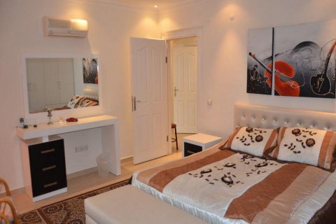 آپارتمان در  Cikcilli ، امارات متحده عربی 2 خوابه ، 130 متر مربع.  شماره 48928 - 17