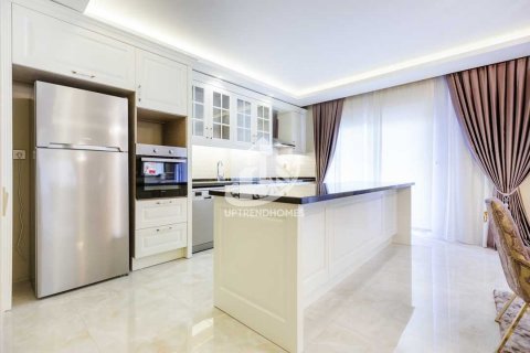 آپارتمان در Kargicak،  Alanya ، امارات متحده عربی 2 خوابه ، 100 متر مربع.  شماره 49032 - 17