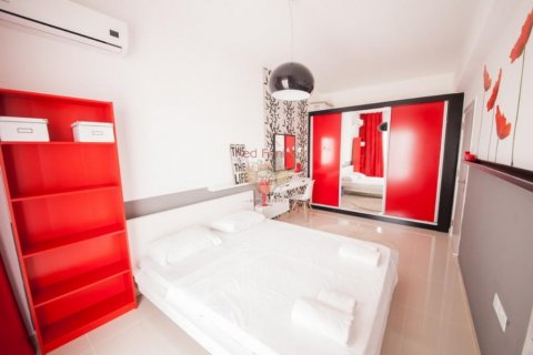 آپارتمان در  Girne ، امارات متحده عربی 2 خوابه ، 74 متر مربع.  شماره 48527 - 19