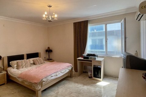 آپارتمان در  Mahmutlar ، امارات متحده عربی 2 خوابه ، 135 متر مربع.  شماره 48193 - 7