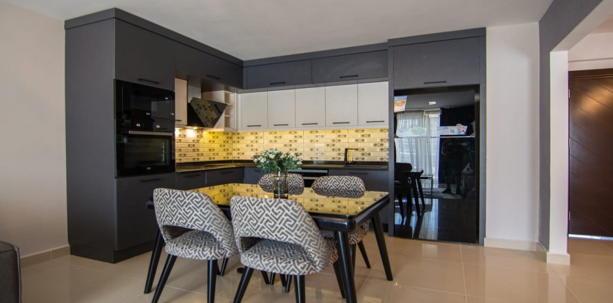 آپارتمان در Demirtas، در Fortuna Resort Alanya ، امارات متحده عربی 2 خوابه ، 100 متر مربع.  شماره 48983