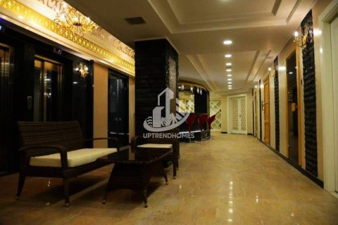 پنت هاس در  Mahmutlar ، امارات متحده عربی 2 خوابه ، 138 متر مربع.  شماره 47593 - 8