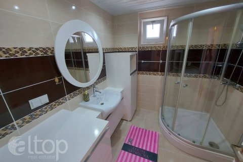 آپارتمان در  Mahmutlar ، امارات متحده عربی 2 خوابه ، 120 متر مربع.  شماره 47825 - 16