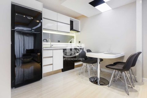 آپارتمان در Kargicak،  Alanya ، امارات متحده عربی 2 خوابه ، 105 متر مربع.  شماره 48826 - 22