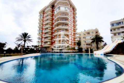 آپارتمان در  Mahmutlar ، امارات متحده عربی 2 خوابه ، 115 متر مربع.  شماره 48936 - 2
