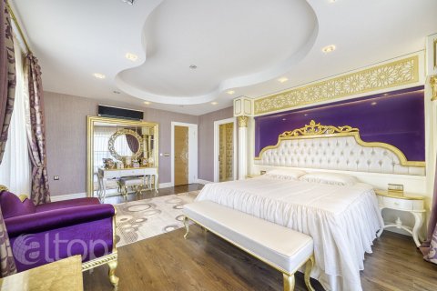 پنت هاس در  Mahmutlar ، امارات متحده عربی 3 خوابه ، 385 متر مربع.  شماره 51500 - 18