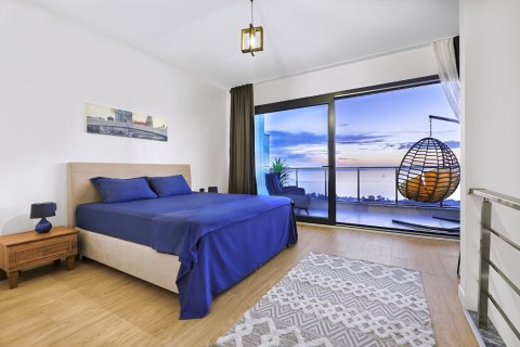 آپارتمان در  Izmir ، امارات متحده عربی 3 خوابه ، 205 متر مربع.  شماره 53834 - 14