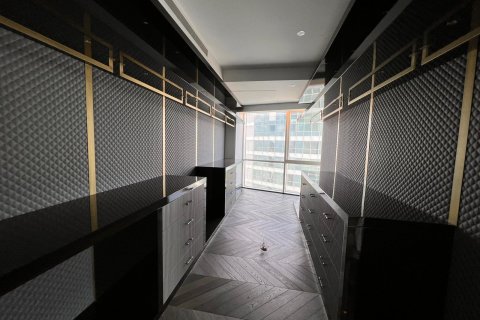 پنت هاس در Kadikoy،  Istanbul ، امارات متحده عربی 7 خوابه ، 350 متر مربع.  شماره 52541 - 11