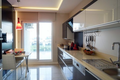 آپارتمان در  Istanbul ، امارات متحده عربی 4 خوابه ، 145 متر مربع.  شماره 53200 - 18
