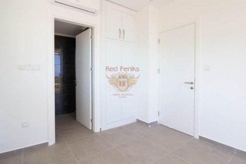 آپارتمان در  Girne ، امارات متحده عربی 3 خوابه ، 105 متر مربع.  شماره 50398 - 9