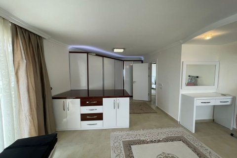 پنت هاس در  Cikcilli ، امارات متحده عربی 3 خوابه ، 200 متر مربع.  شماره 51678 - 5