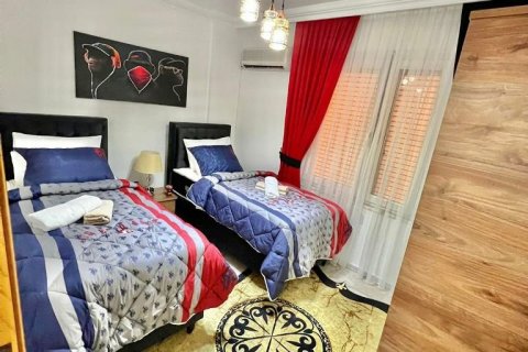 آپارتمان در  Mahmutlar ، امارات متحده عربی 2 خوابه ، 100 متر مربع.  شماره 50606 - 8