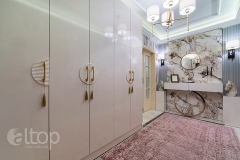آپارتمان در  Mahmutlar ، امارات متحده عربی 2 خوابه ، 130 متر مربع.  شماره 60027 - 18