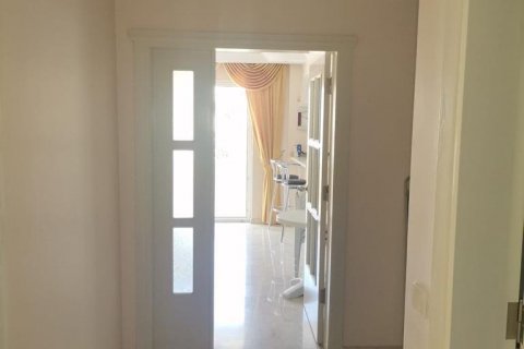 آپارتمان در  Mahmutlar ، امارات متحده عربی 2 خوابه ، 120 متر مربع.  شماره 60028 - 7