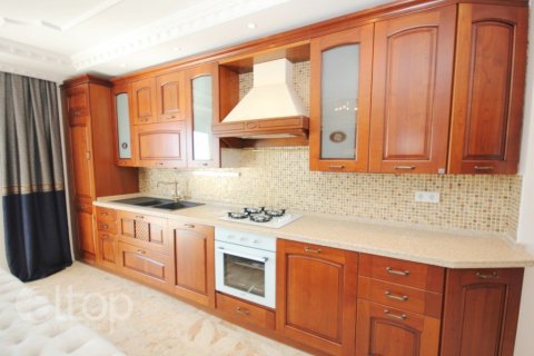 آپارتمان در  Mahmutlar ، امارات متحده عربی 2 خوابه ، 115 متر مربع.  شماره 60025 - 17