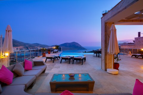 ویلا در  Antalya ، امارات متحده عربی 5 خوابه ، 300 متر مربع.  شماره 61285 - 4