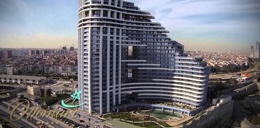 آپارتمان در Zeytinburnu،  Istanbul ، امارات متحده عربی 2 خوابه ، 130 متر مربع.  شماره 65059