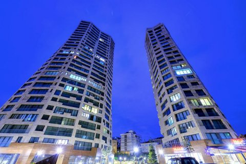 آپارتمان در Maltepe،  Istanbul ، امارات متحده عربی 2 خوابه ، 131 متر مربع.  شماره 65101 - 1