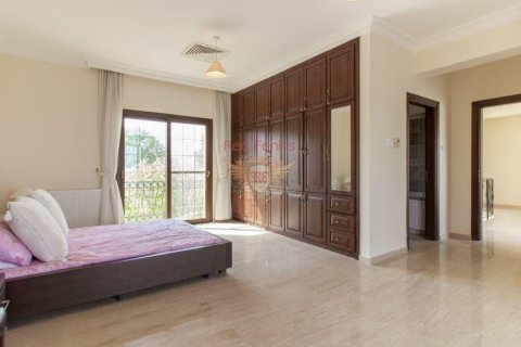 ویلا در  Girne ، امارات متحده عربی 4 خوابه ، 250 متر مربع.  شماره 71282 - 18