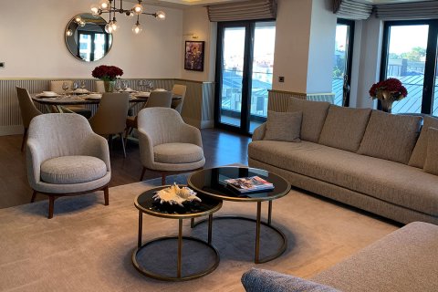 آپارتمان در در Validebag Konaklari Istanbul ، امارات متحده عربی 4 خوابه ، 270 متر مربع.  شماره 71086 - 5