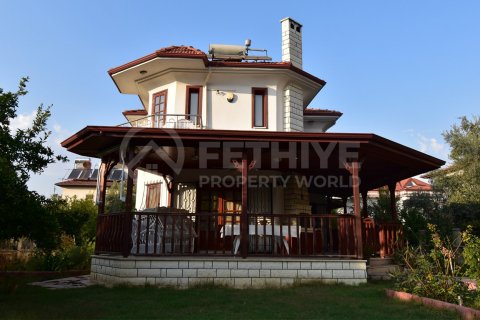 ویلا در  Fethiye ، امارات متحده عربی 4 خوابه ، 200 متر مربع.  شماره 69493 - 1