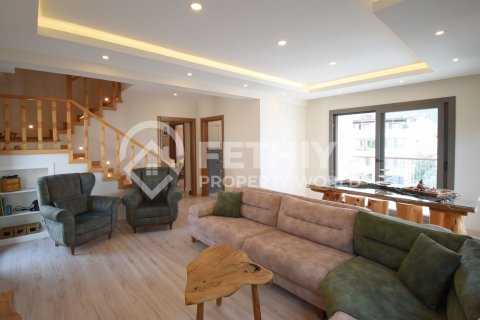 آپارتمان در  Fethiye ، امارات متحده عربی 5 خوابه ، 220 متر مربع.  شماره 71774 - 1